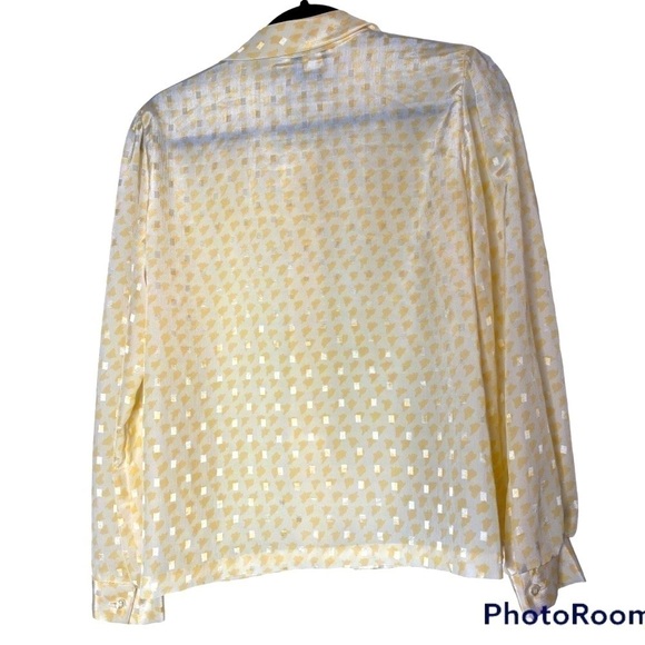 VINTAGE 1970’s RUSS PETITES PATTERNED REFLECTIVE BLOUSE WITH NECK TIE - Picture 9 of 9